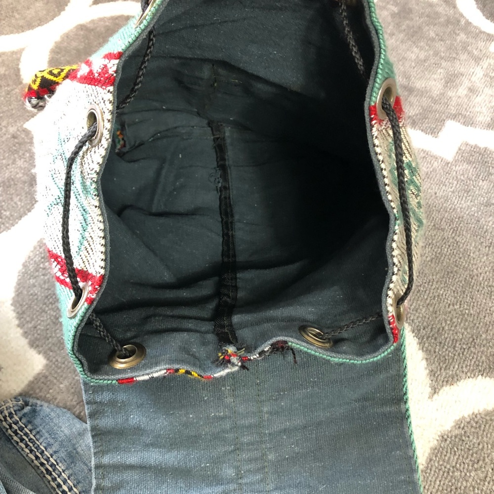 Palm Tree Tropical Vacation Backpack Lounge India Well Made zippers Pockets - Picture 10 of 13